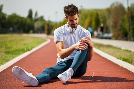 Athletes, ACL Tears, and Tobacco: Don’t Let Smoking or Vaping Steal Your Comeback